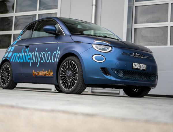 Der neue, elektrische Fiat 500 von mobilephysio.ch