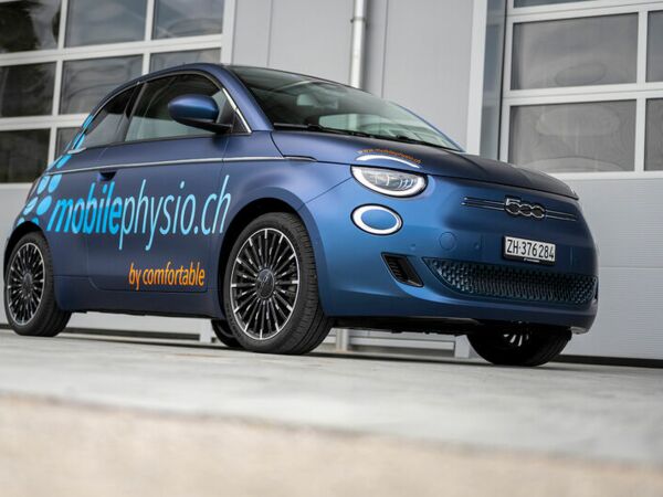 Der neue, elektrische Fiat 500 von mobilephysio.ch